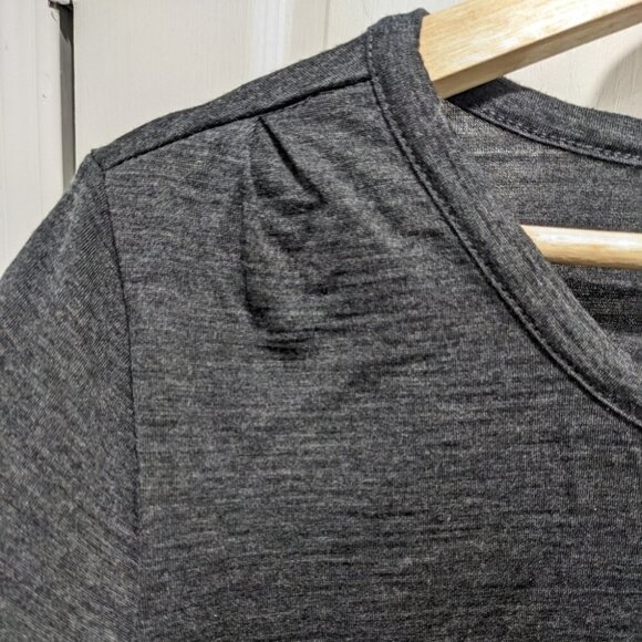Icebreaker | Women's harmony merino wool henley in grey - Picture 4 of 10